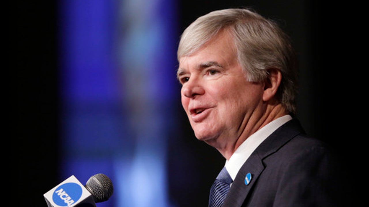Emmert applauds student-athlete activism